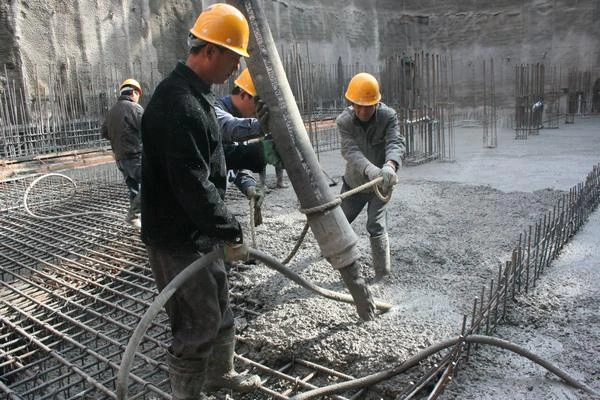 Diferencias entre estructuras de acero y estructuras de hormigón armado Diferencias entre estructuras de acero y estructuras de hormigón armado