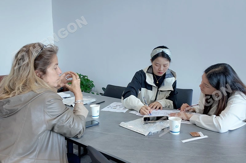 Cliente uruguayo planea proyecto de apartamento prefabricado de acero con Hengon Cliente uruguayo planea proyecto de apartamento prefabricado de acero con Hengon